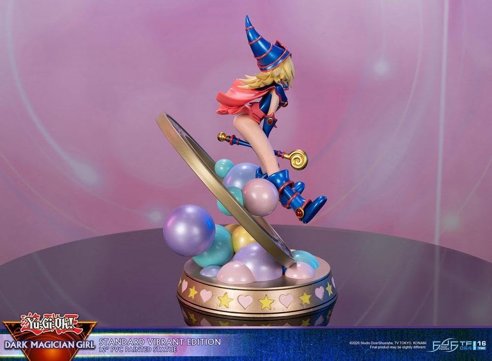 First 4 Figures YGODGVS Yu-Gi-Oh Dark Magician Girl First4Figures PVC-Figur, Schwarz