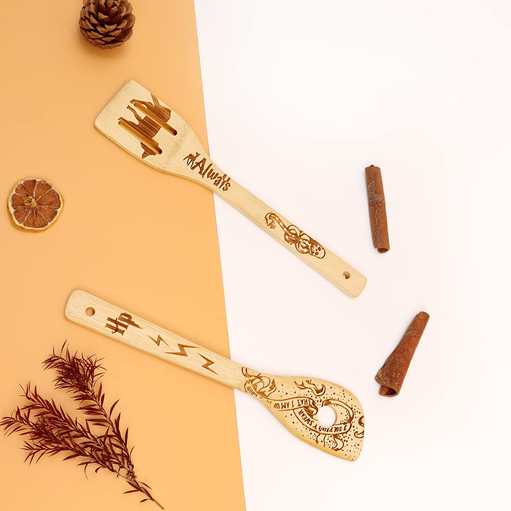 Gravierte Holzlöffel-Set mit 5 – Lustige Harry Geschenke Kochlöffel, Küchenutensilien zum Kochen, Einweihungsgeschenk, Harry Weihnachten Geschenke für Frauen oder Männer (Küche/Deko)
