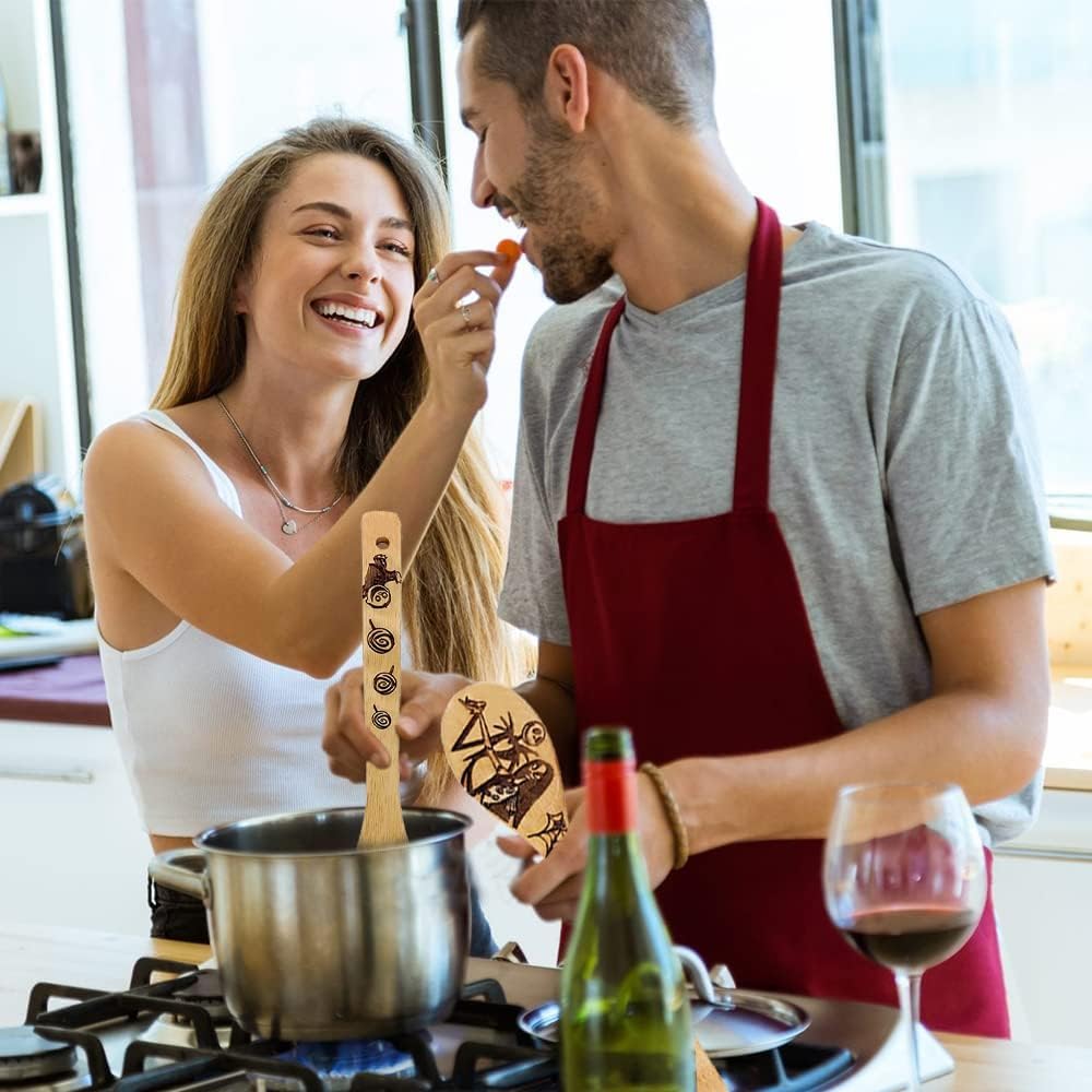 Gravierte Holzlöffel-Set mit 5 – Lustige Harry Geschenke Kochlöffel, Küchenutensilien zum Kochen, Einweihungsgeschenk, Harry Weihnachten Geschenke für Frauen oder Männer (Küche/Deko)