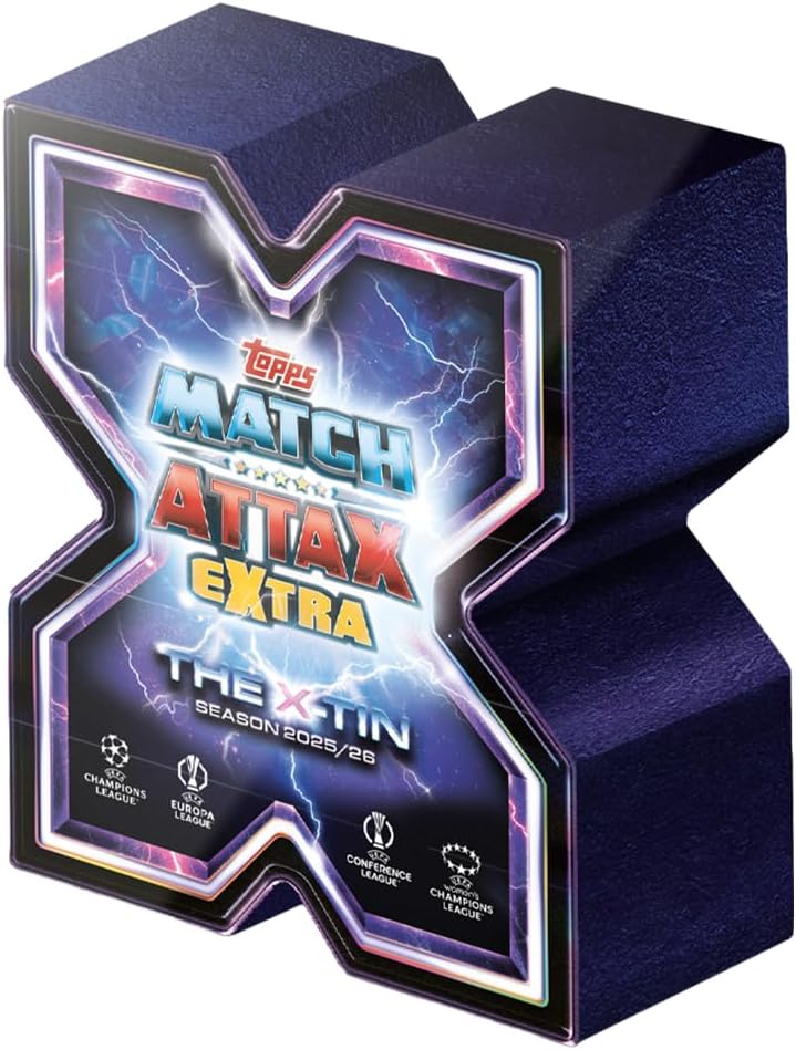 Topps UCC Match Attax Extra 2026 – X Tin – enthält 64 Karten plus eine X Greats LE Karte und eine Bonus Electrix LE Karte.