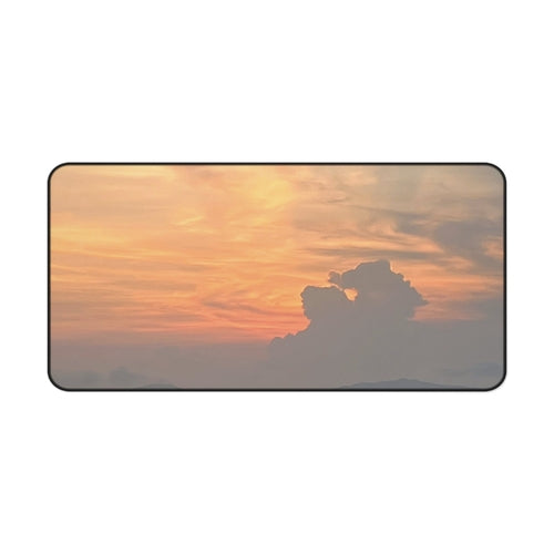 Golden Horizon Desk Mat – Stilvolle Schreibtischunterlage für Gaming und Büro