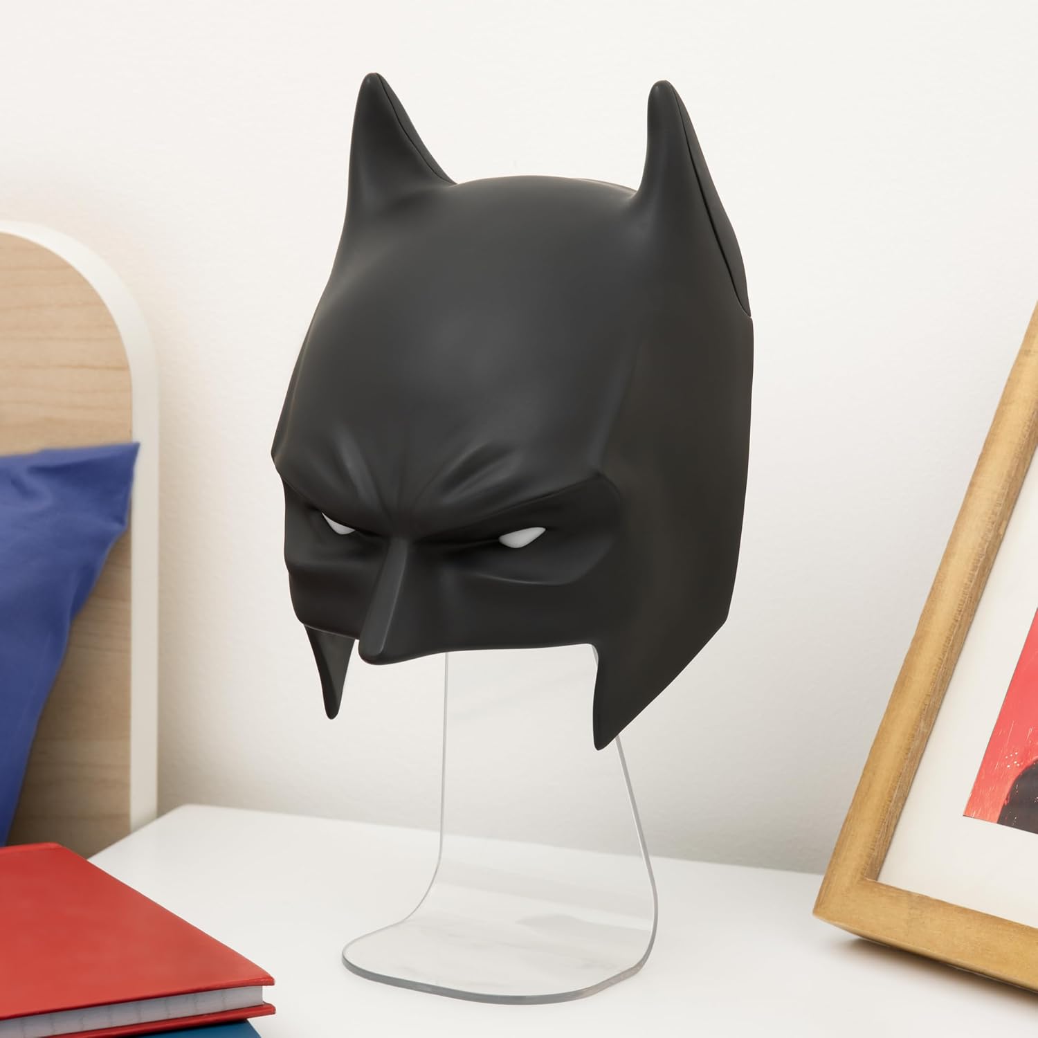 Paladone Batman Mask Light, Wall Mountable or Freestanding LED Lamp, Official DC Comics Licensed Product for Bedroom, Man Cave, Home and Collectors