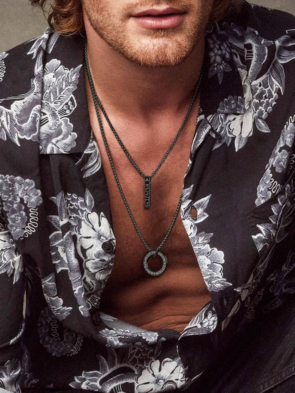 FaithHeart Lederkette Herren Damen Leder Halskette Männer Kette mit Runen Anhänger Edelstahl Lederband mit Mobius Rund/Dreieck/Unendlichkeit Kunstleder Lederhalsband verstellbar Wikinger Schmuck