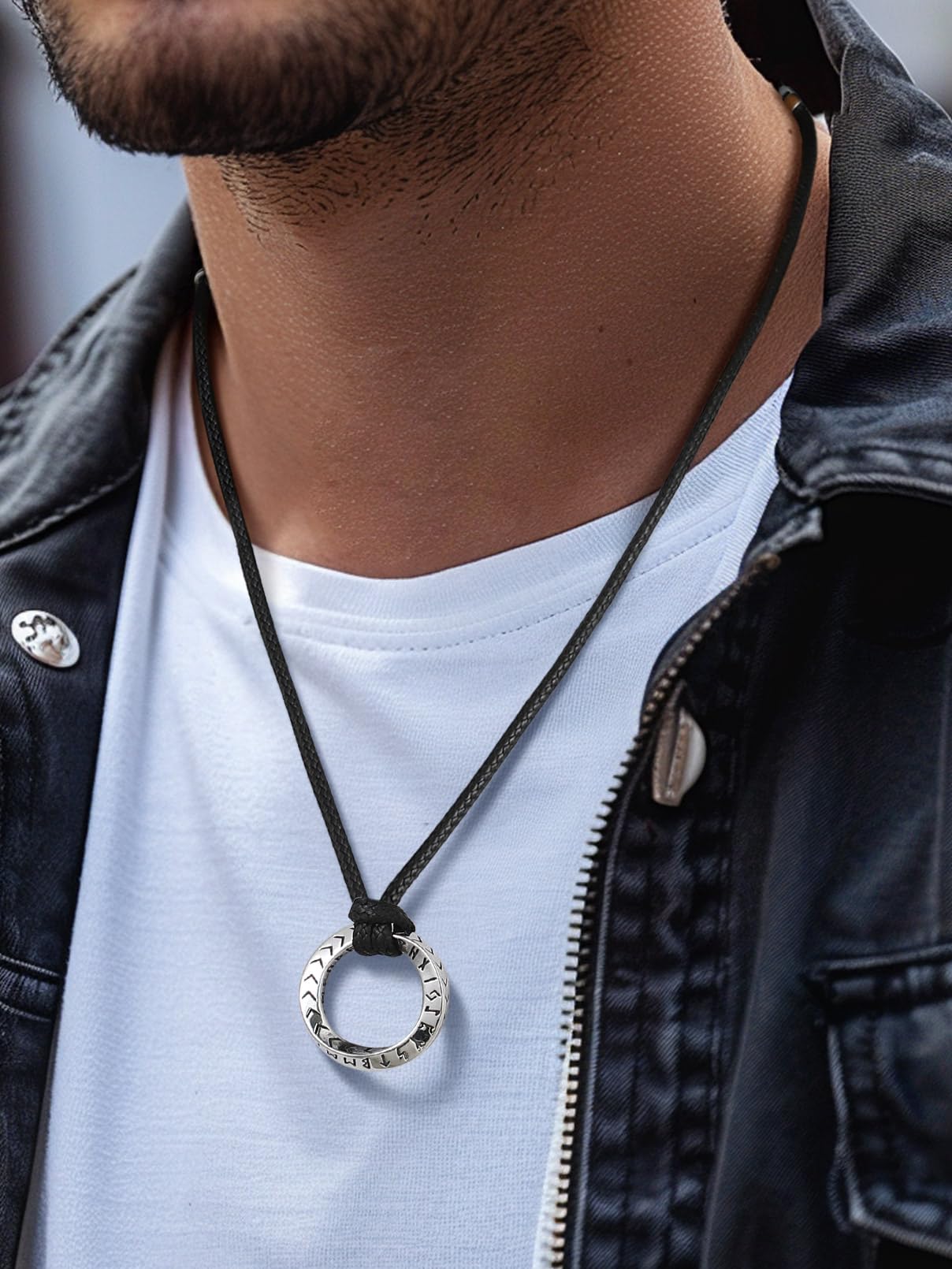 FaithHeart Lederkette Herren Damen Leder Halskette Männer Kette mit Runen Anhänger Edelstahl Lederband mit Mobius Rund/Dreieck/Unendlichkeit Kunstleder Lederhalsband verstellbar Wikinger Schmuck