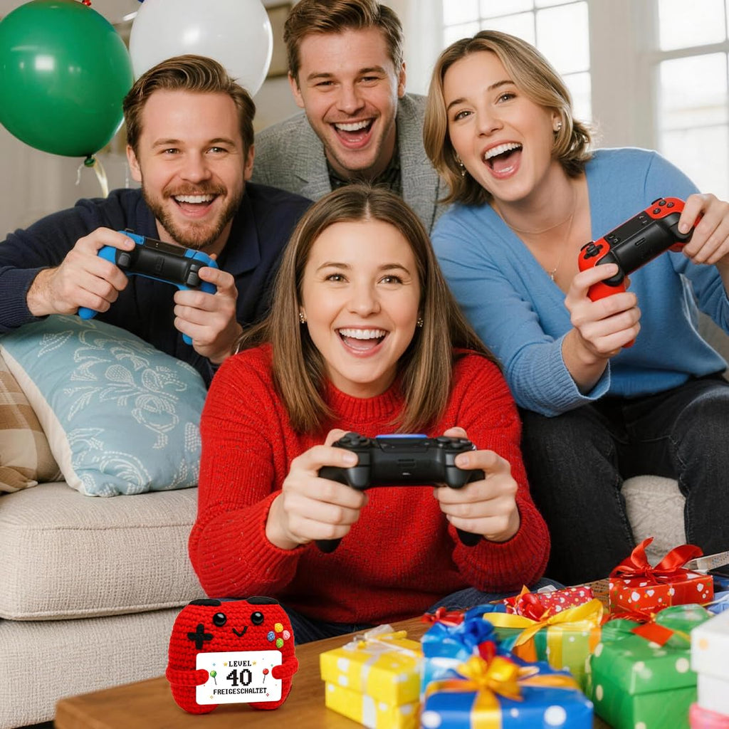 HUKUMA Gehäkelter Gamecontroller, EIN Gamer altert Nicht er levelt, Geschenk zum Geburtstag für Zocker, Pocket Hug Positive Plüsch,Lustige Kleines Geburtstagsgeschenk für Jungen, Nerds und Mädchen