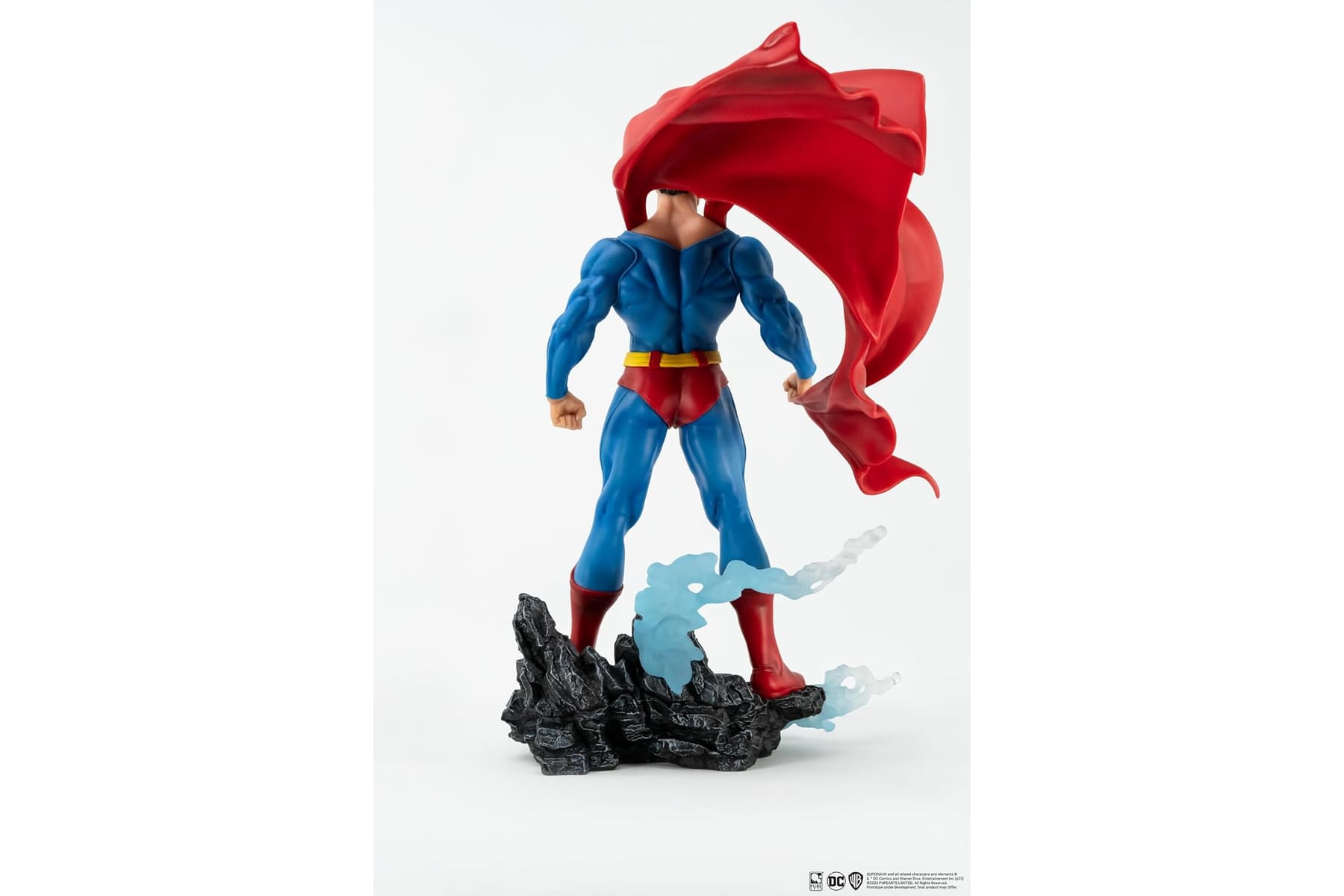DC Heroes: Superman (Klassische Version) Vorschau, Exklusive Statue im Maßstab 1:8