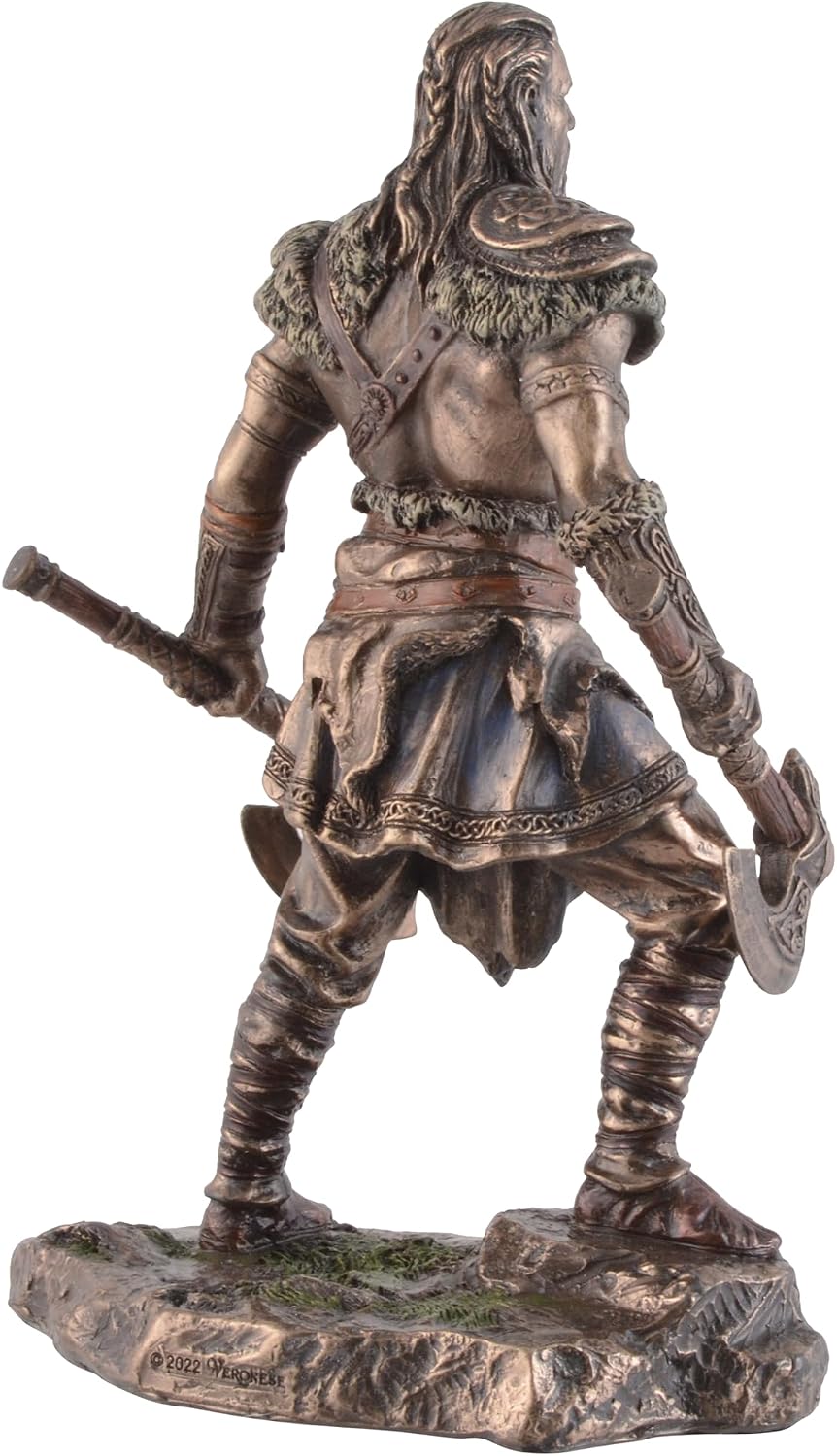 Wikinger mit Zwei Äxten, aus Kunststein, von Künstlerhand bronziert und coloriert, by Veronese