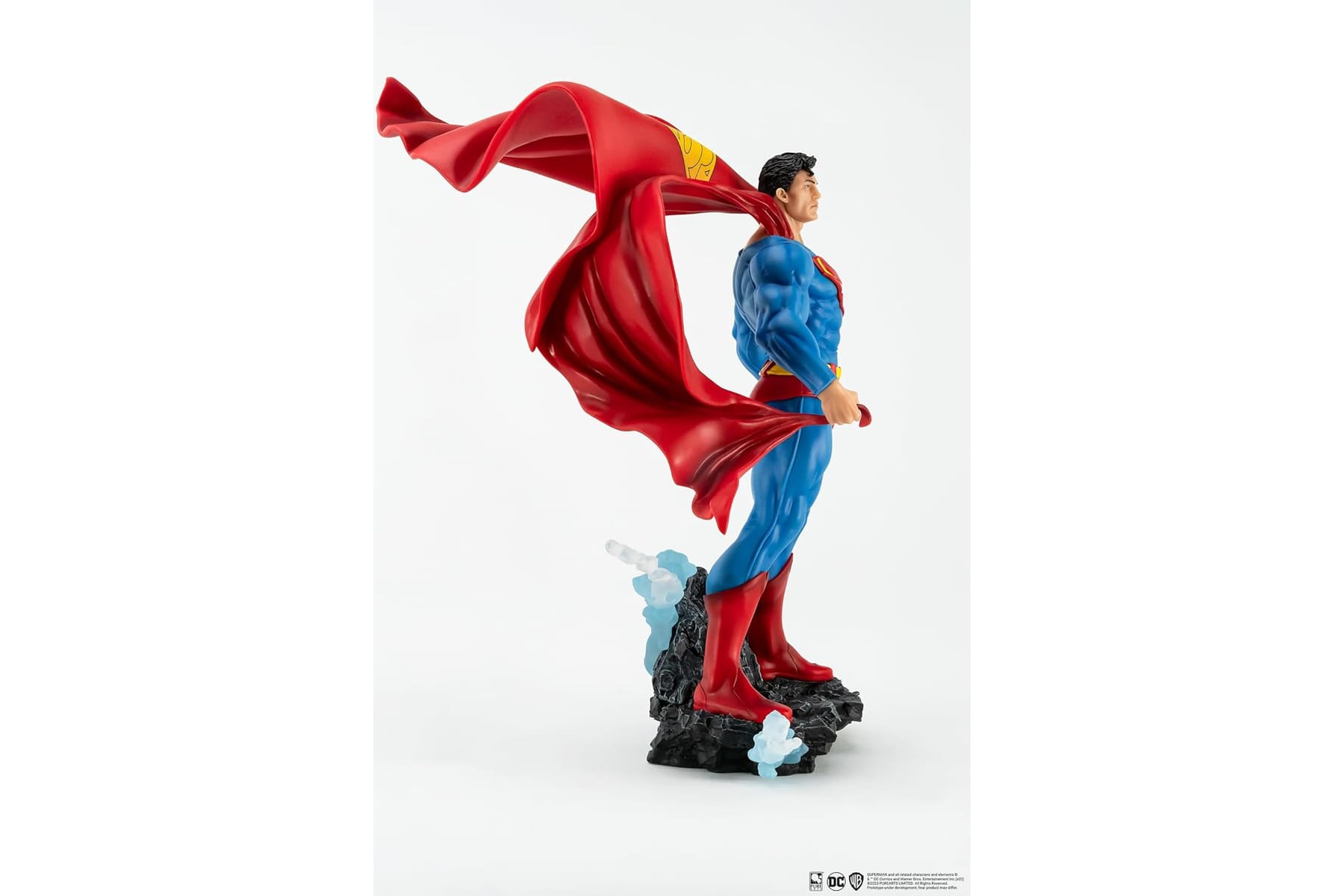 DC Heroes: Superman (Klassische Version) Vorschau, Exklusive Statue im Maßstab 1:8