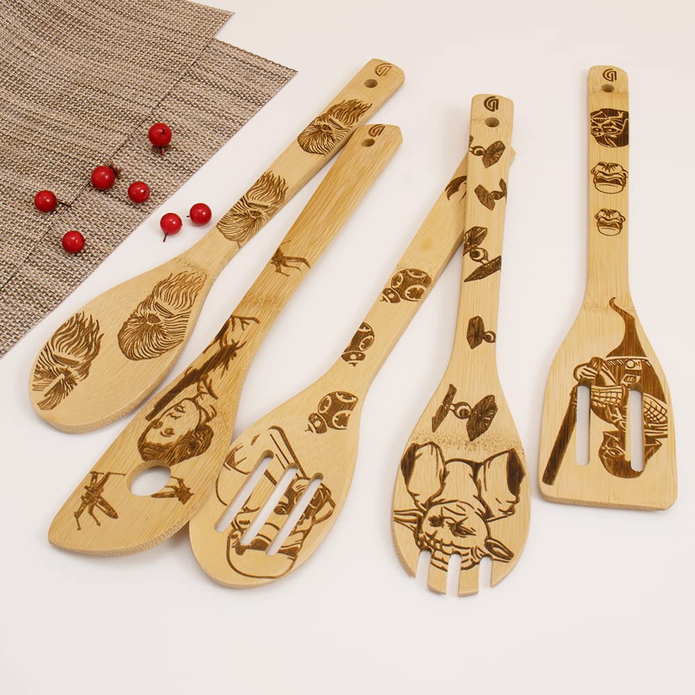 Gravierte Holzlöffel-Set mit 5 – Lustige Harry Geschenke Kochlöffel, Küchenutensilien zum Kochen, Einweihungsgeschenk, Harry Weihnachten Geschenke für Frauen oder Männer (Küche/Deko)
