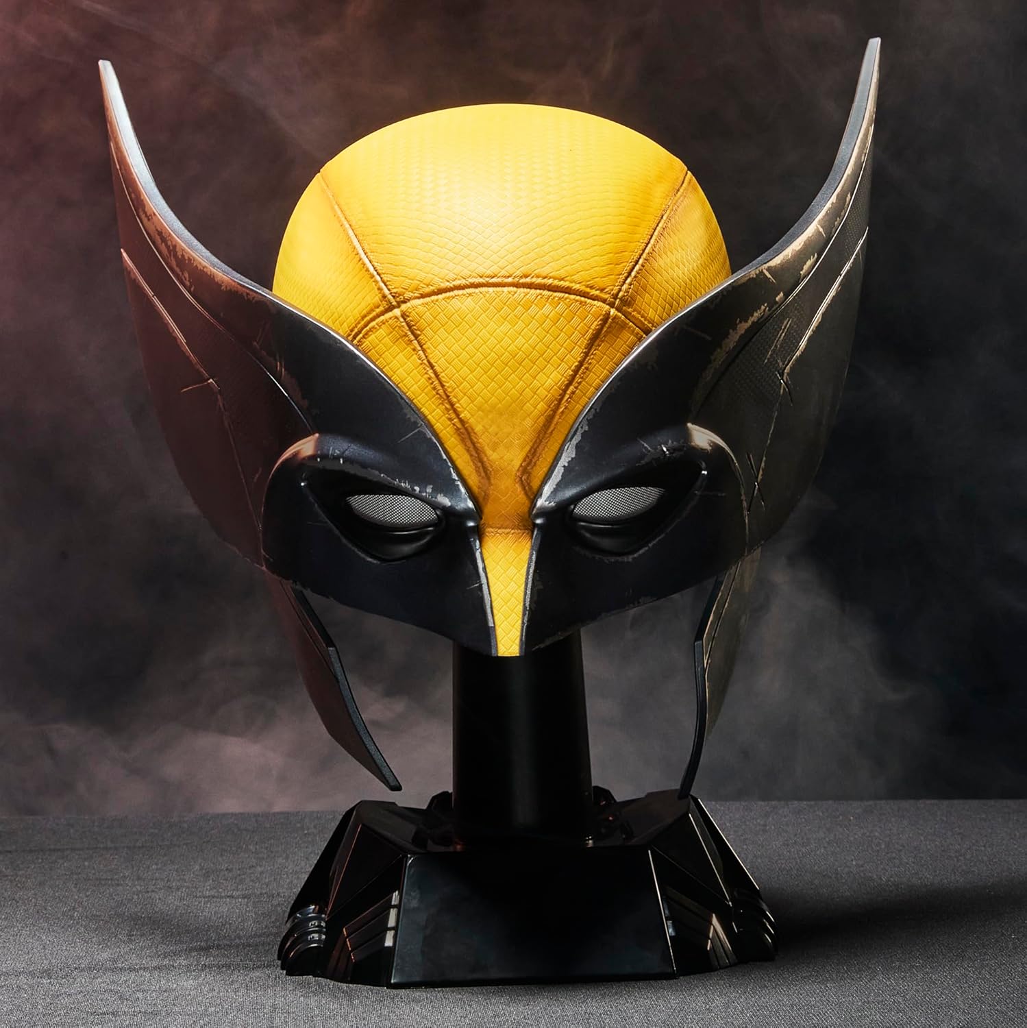 Marvel Legends Series Wolverine Premium Role Play Mask, Yellow