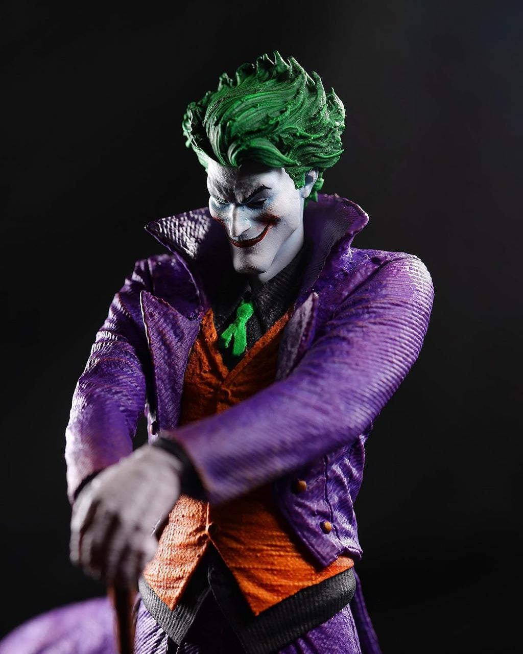 LANSAY - DC The Joker Resin Statue by Guillem March – detailreiche Polyresin Sammlerfigur im Maßstab 1:10 – handnummerierte Comic Statue für DC Fans ab 14 Jahren mit Sammlerdesign zuhause