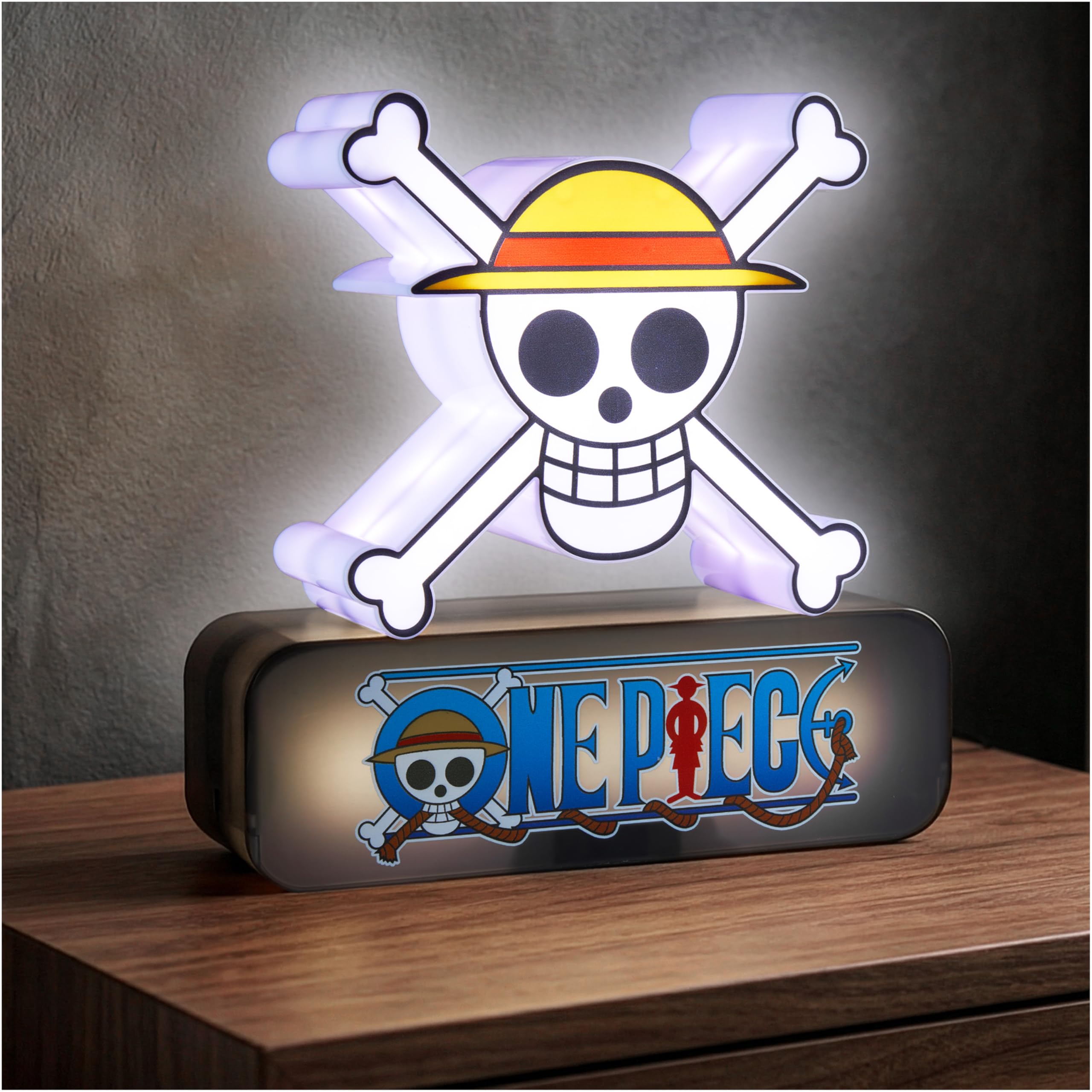 One Piece Skull 3D LED Night Light, Straw Hat Table Lamp with 3 Brightness Levels, USB or Battery, Portable White Light LED Lamp, Anime Gifts for Room Decor (Multicolor 3D Skull)