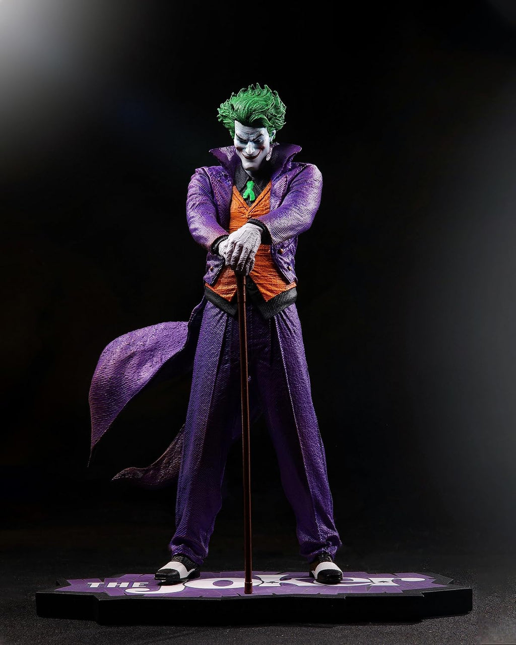 LANSAY - DC The Joker Resin Statue by Guillem March – detailreiche Polyresin Sammlerfigur im Maßstab 1:10 – handnummerierte Comic Statue für DC Fans ab 14 Jahren mit Sammlerdesign zuhause