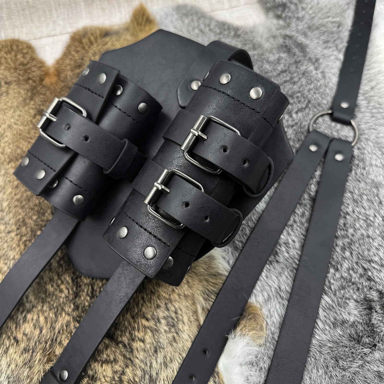 HiiFeuer Mittelalter Kunstleder Doppeltes Rückenschwert Frosch, Vintage Mercenary Verstellbares Schwertholster, Mittelalter Fantasy Rückenschwert Holster für LARP Kostüm